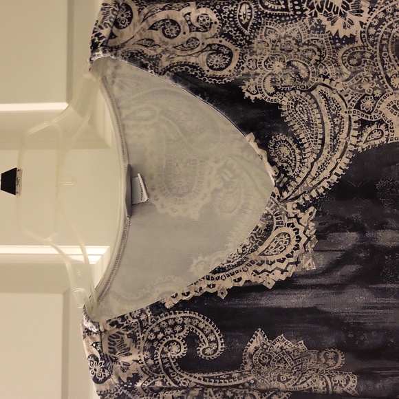 Catherine's multicolored 3/4 sleeve blouse size 3X - Picture 4 of 7